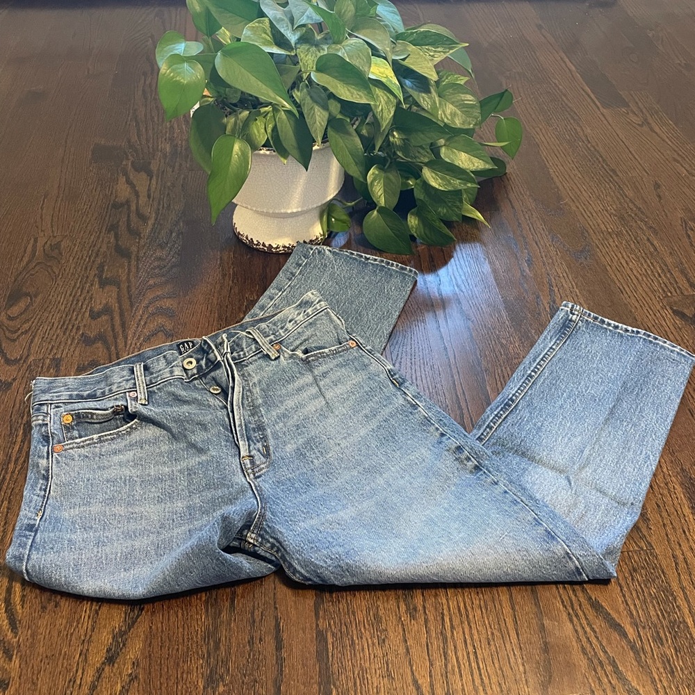 Straight Leg Gap Jeans